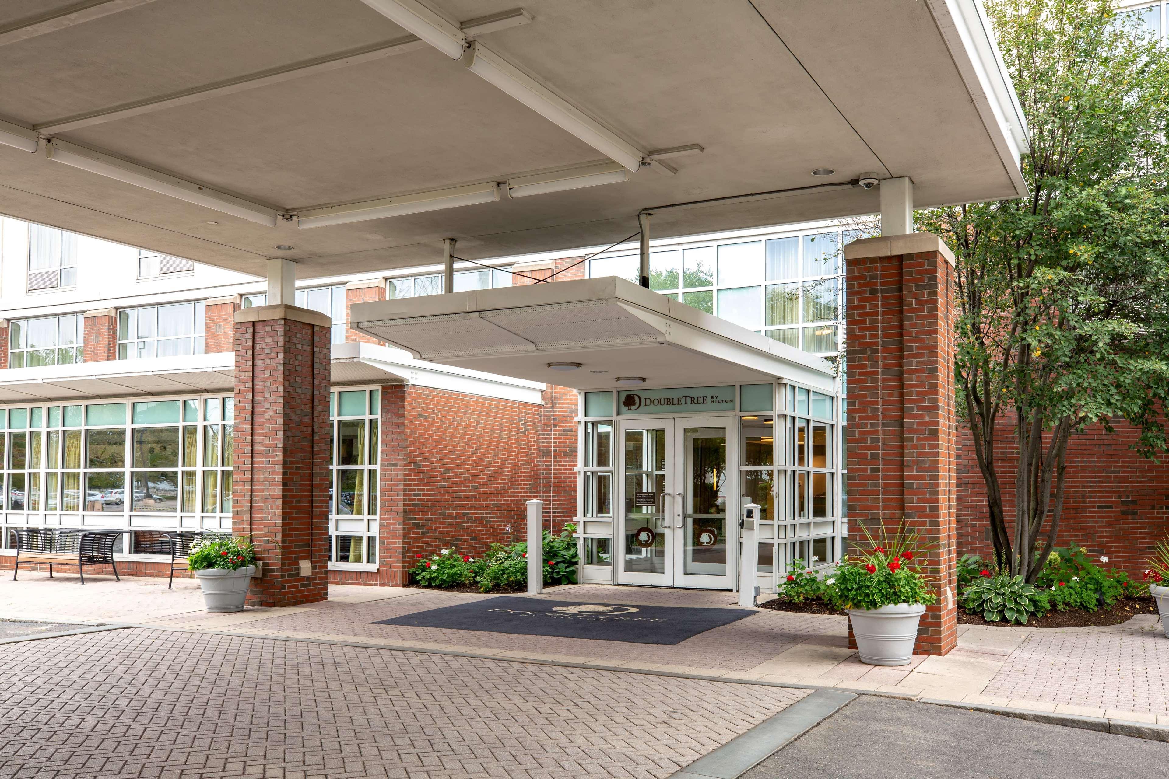 Doubletree By Hilton Hotel Boston Bayside Εξωτερικό φωτογραφία