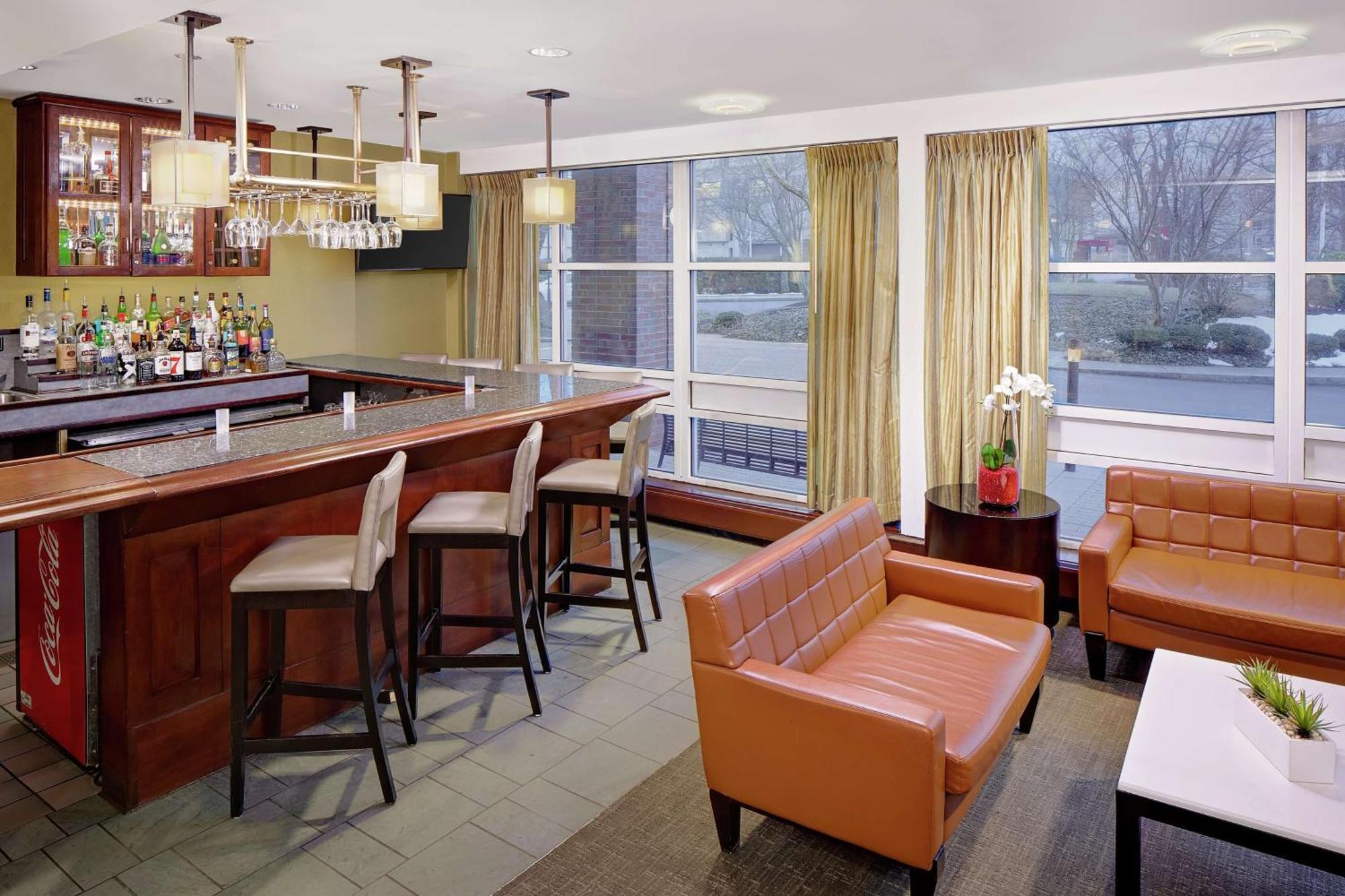 Doubletree By Hilton Hotel Boston Bayside Εξωτερικό φωτογραφία