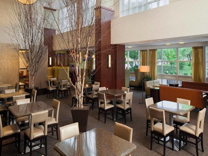 Doubletree By Hilton Hotel Boston Bayside Εξωτερικό φωτογραφία