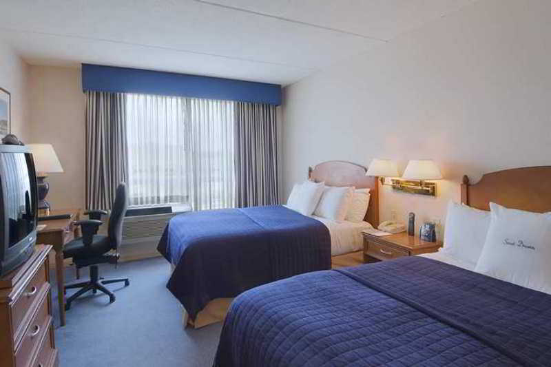 Doubletree By Hilton Hotel Boston Bayside Δωμάτιο φωτογραφία